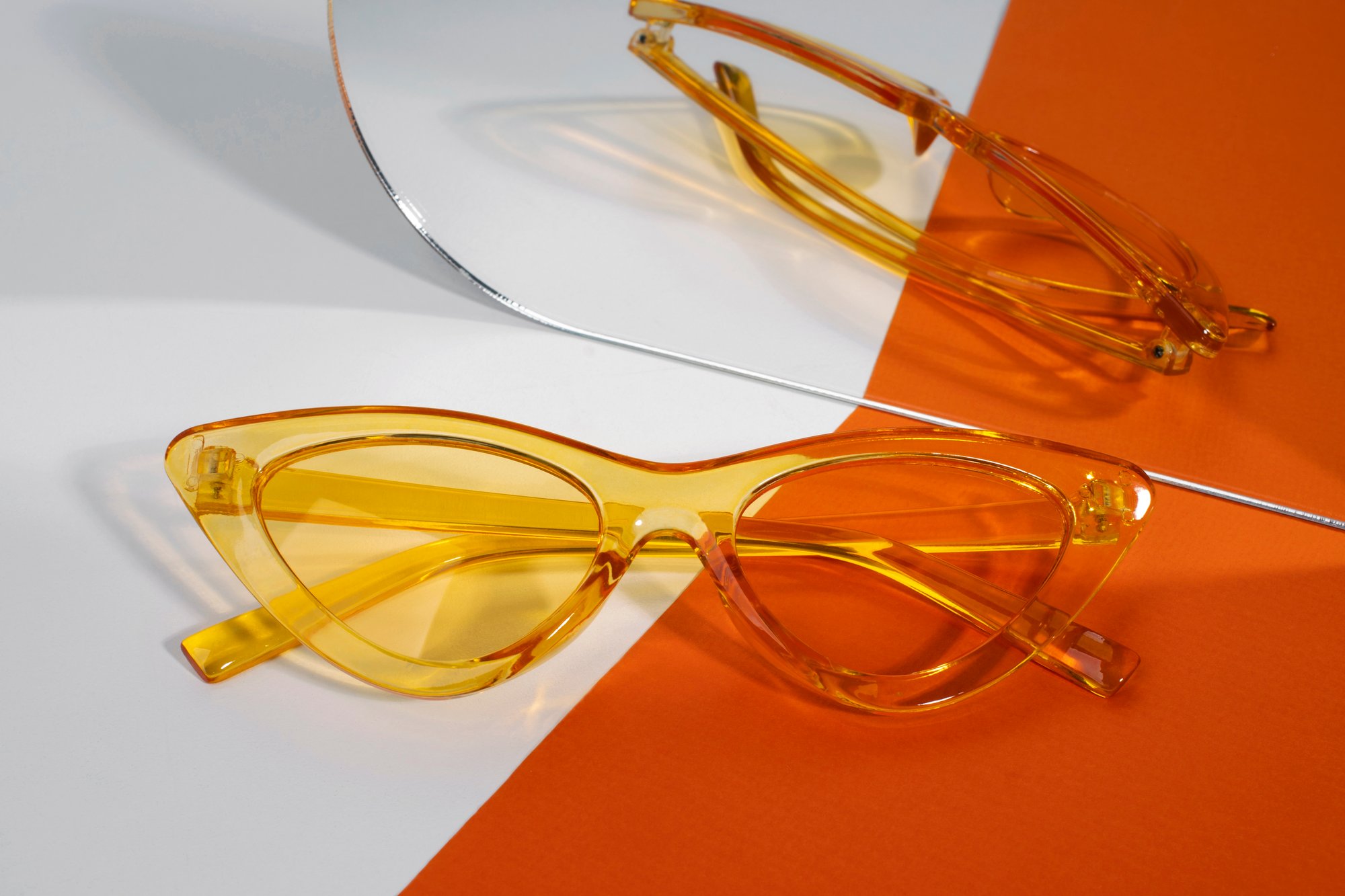colored-transparent-sunglasses-still-life